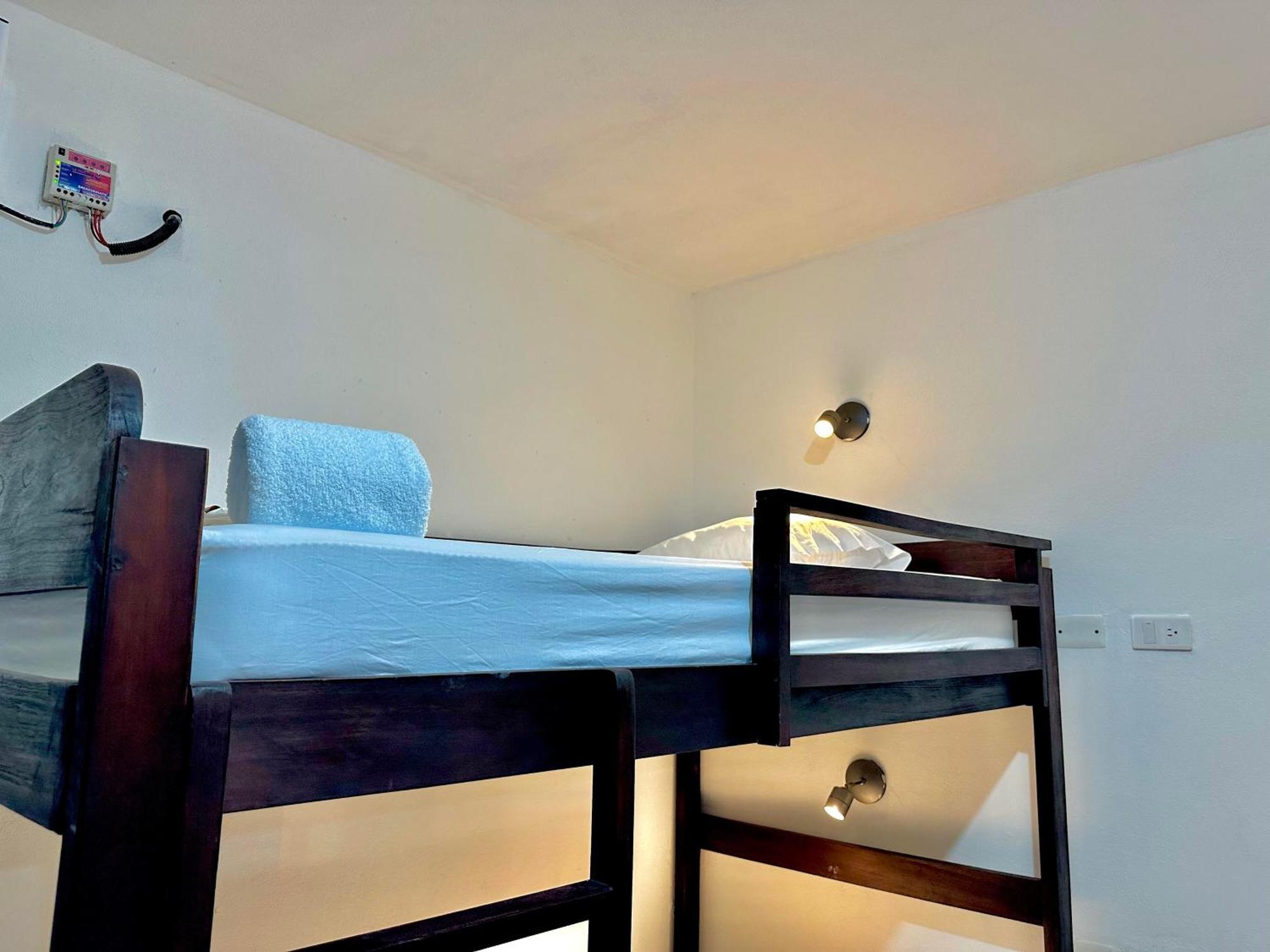 פלורס Hotel San Miguel מראה חיצוני תמונה