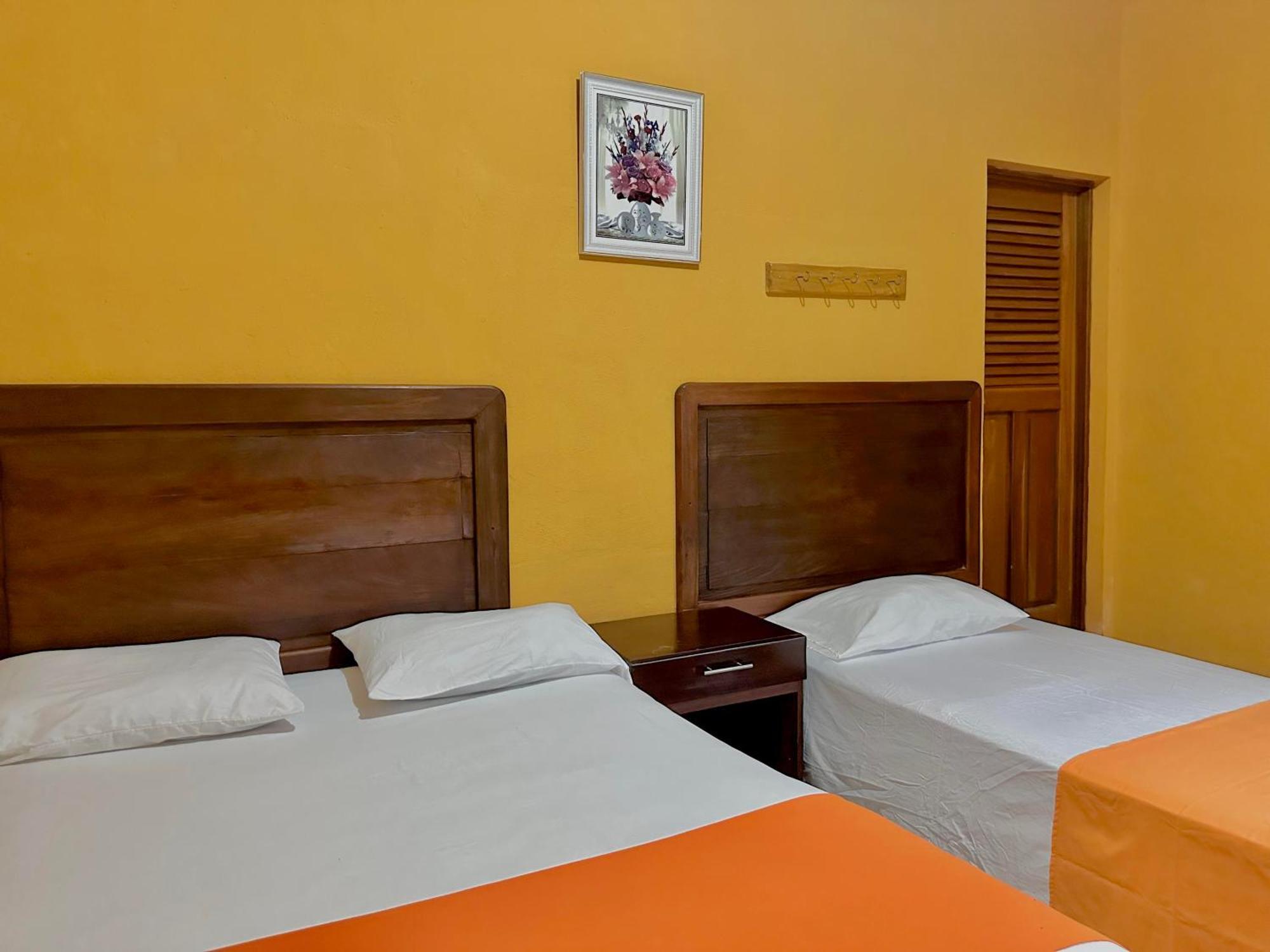 פלורס Hotel San Miguel חדר תמונה